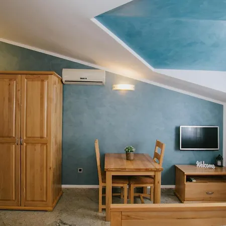 Blue Sea House * טרוגיר
