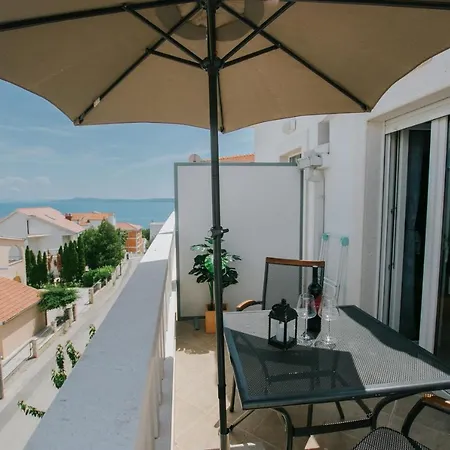 Blue Sea House Appartement *